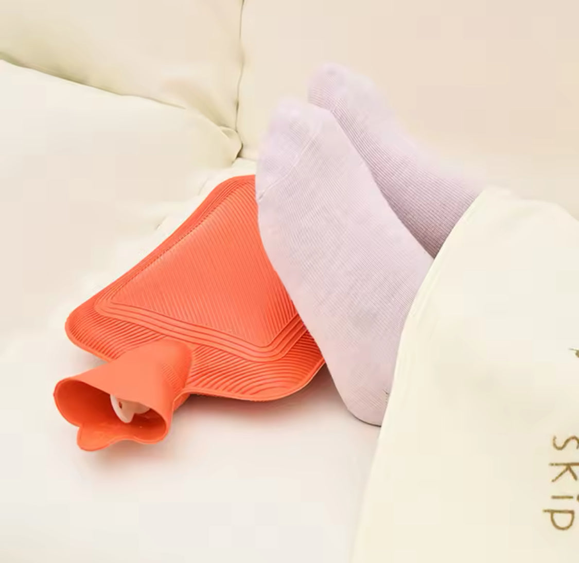 Water Injection Rubber Hot Water Bottle, Explosion Proof Warm Water Bag, Hand Feet Warmer Water Bottle Water Injection Rubber Hot Water Bottle, Explosion Proof Warm Water Bag, Hand Feet Warmer Water Bottle